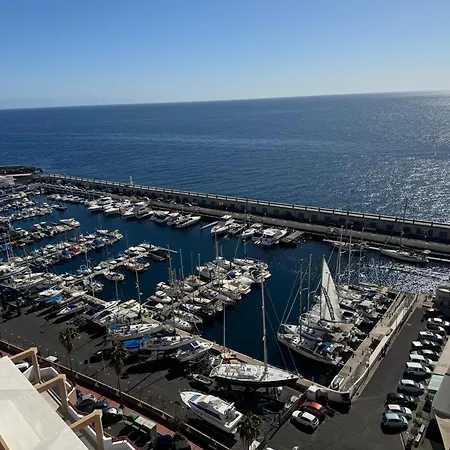 Un Lujoso Duplex En En Primera Linea De Playa Y Con Parking Propio Appartement