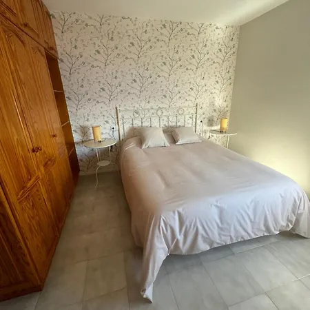 Daire Un Lujoso Duplex En En Primera Linea De Playa Y Con Parking Propio Radazul